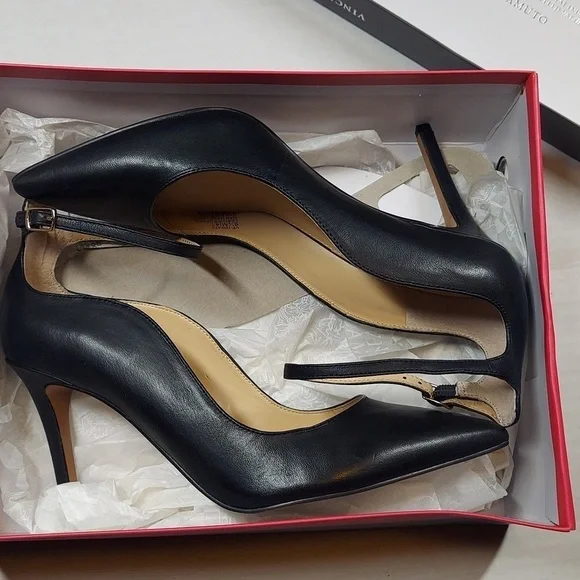 Vince Camuto Hinata Black Ankle Strap Heel Size 9 1/2 M - Picture 9 of 10